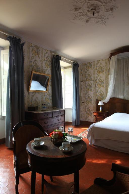 Chateau De Saint Martin Taradeau Szoba fotó